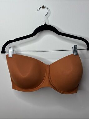 SKIMS Fits Everybody Strapless Bra 38H